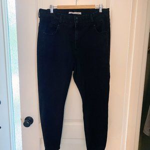 Black Celebrity Pink Jeans, 16